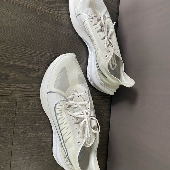 Nike Zoom - Picture 2 of 7